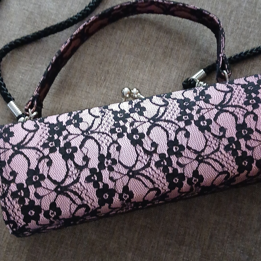Pink with Black Lace Overlay Kiss Lock  Evening Bag - Picture 2 of 9